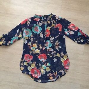 Floral top